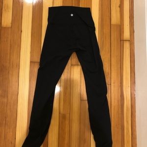 Black lulu lemon leggings